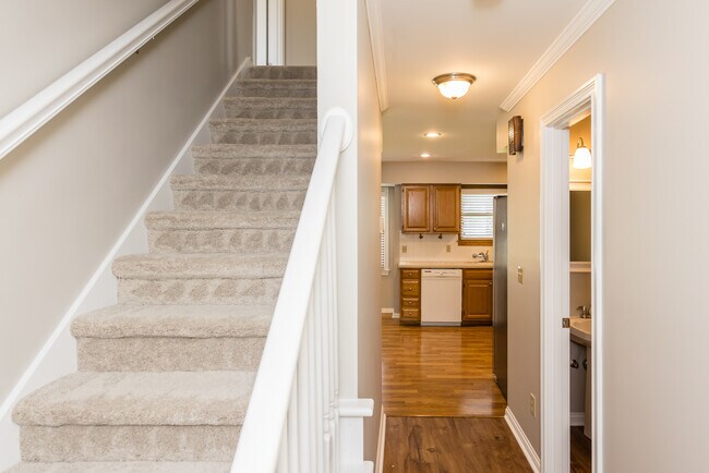Foto del edificio - 5558 Parker Hill Ln