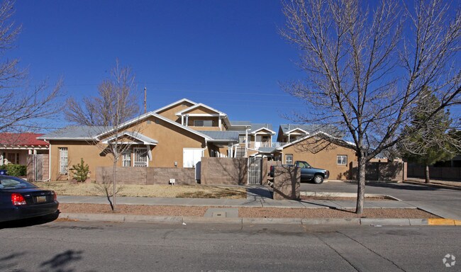 Building Photo - 1111 Silver Ave SW