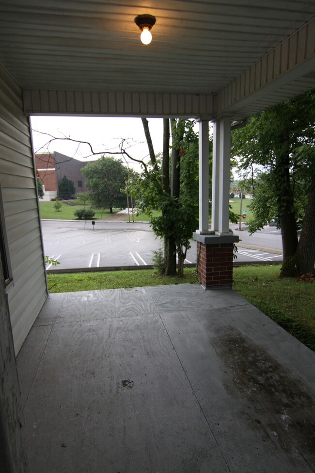 Building Photo - 251 Forbes Ave