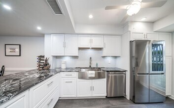 Building Photo - 1814 Presidential Way