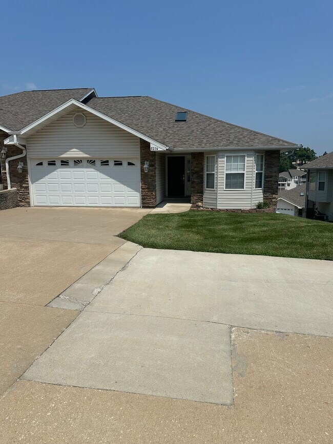 Foto del edificio - 5214 Big Ship