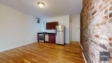 Building Photo - 207-209 West 11th Street