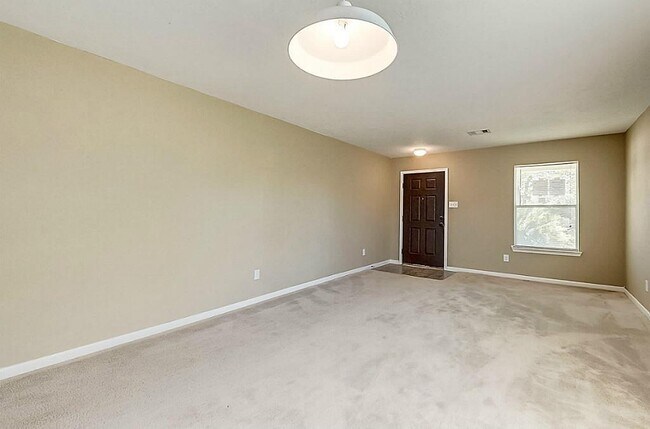 Building Photo - 18202 Tupper Bend Ln