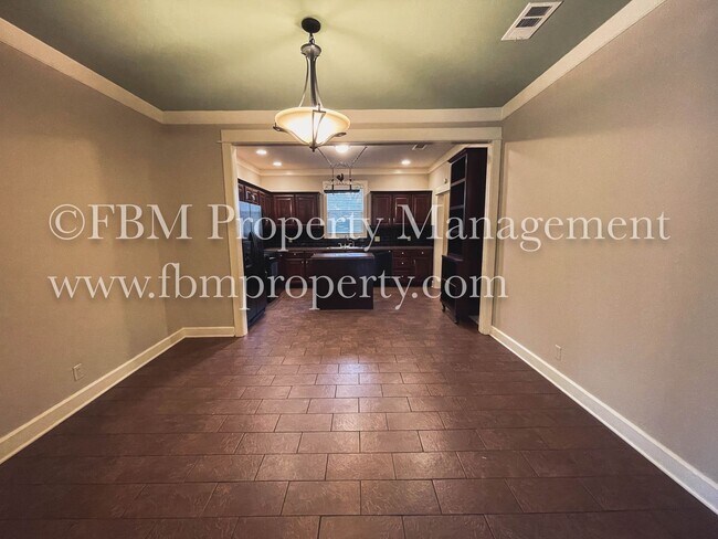 Foto del edificio - 1500 Elmwood Ave