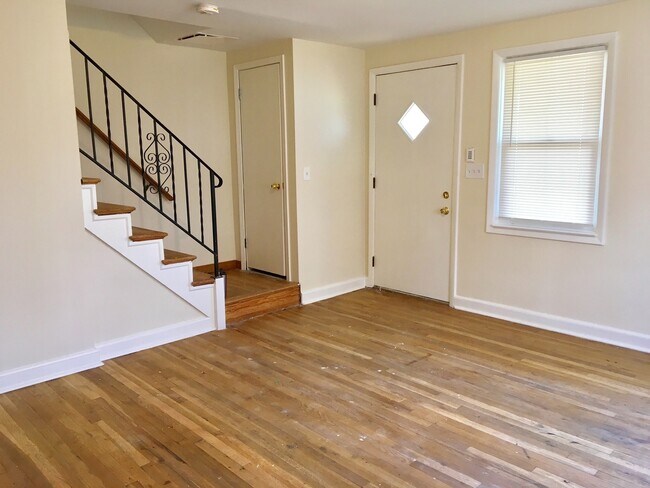 Building Photo - 7226 Bridgewood Dr