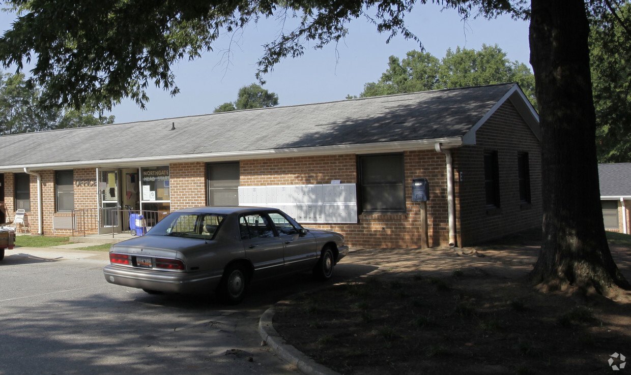 Building Photo - Northgate Manor Apartments