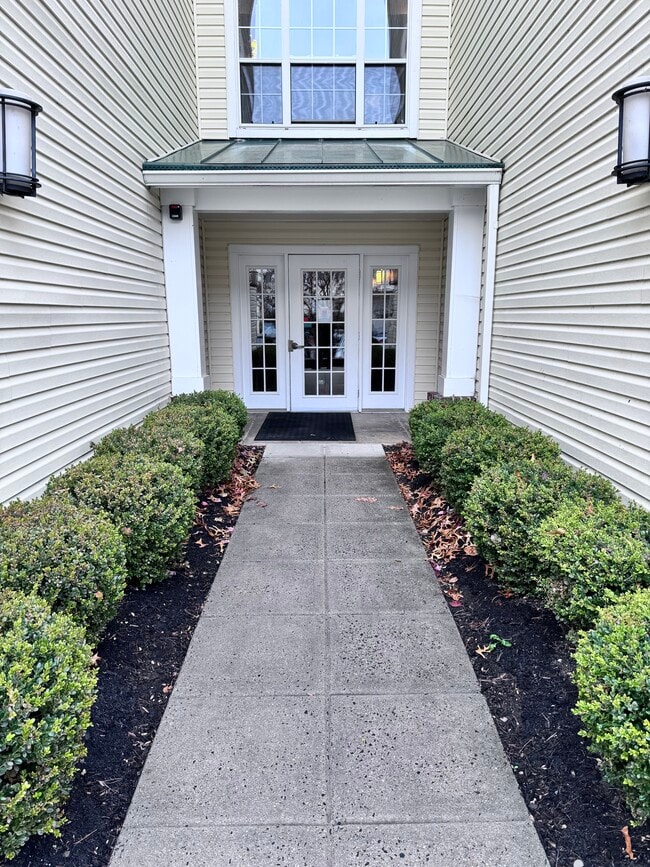 Building Photo - 7017 Toby Dr