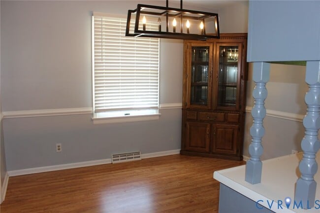 Foto del edificio - 18710 Cox Rd