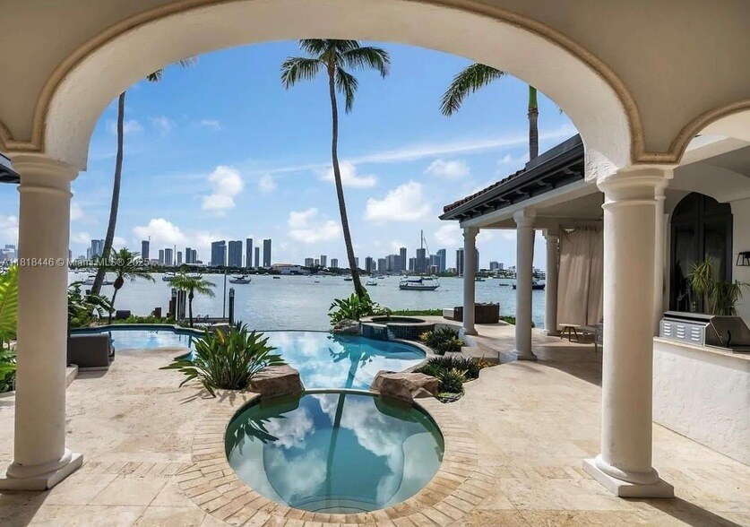 Foto principal - 432 S Hibiscus Dr