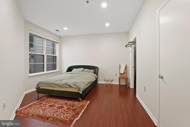 Building Photo - 1201 East-West Hwy