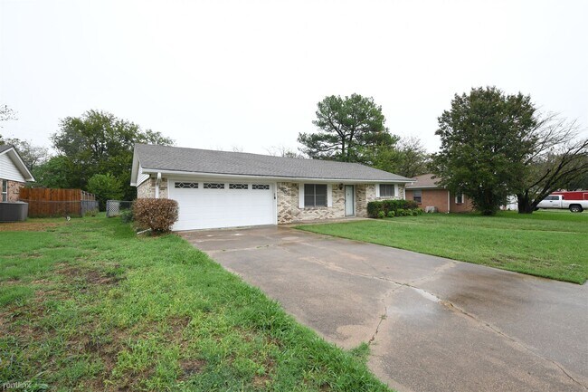 Building Photo - 3 br, 2 bath House - 1607 Anthony St