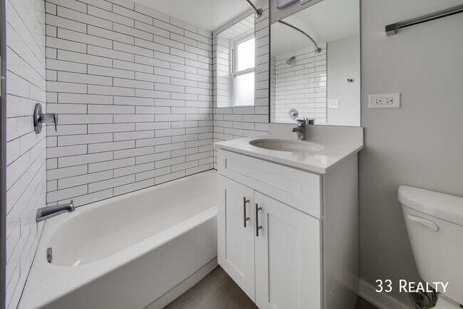Building Photo - 549 W. Euclid-010