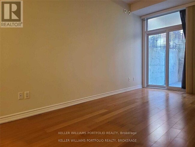 Building Photo - 1496 Victoria Park Ave