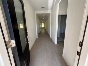 Building Photo - 3032 Waterwood Pass Dr