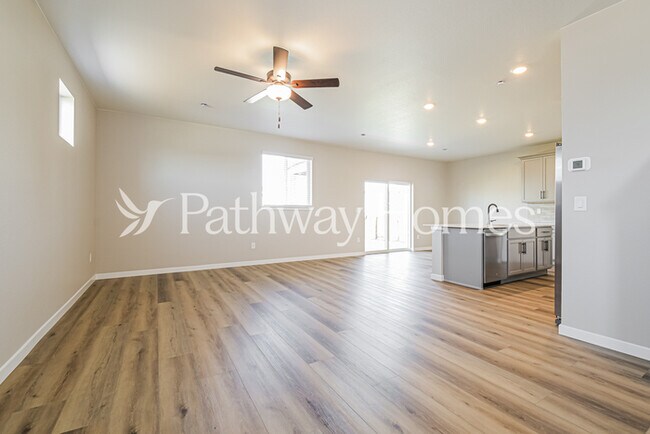 Foto del edificio - 17921 E 94th Ave