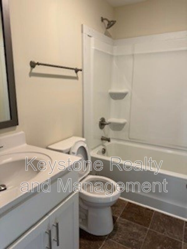 Building Photo - 157 Mace Ln