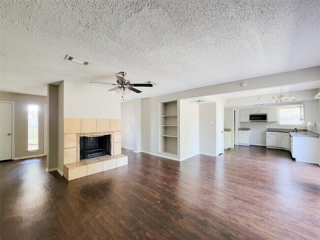 Foto del edificio - 18402 Tall Cypress Dr