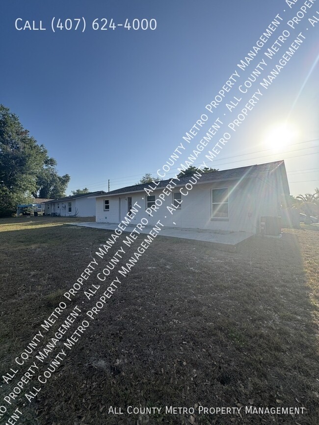 Building Photo - 1426 S Hawthorne Ave
