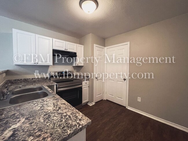 Building Photo - 1514 Drexal Dr