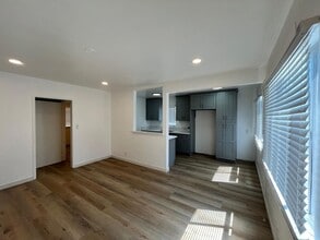 Building Photo - 1038 Sonora Ave