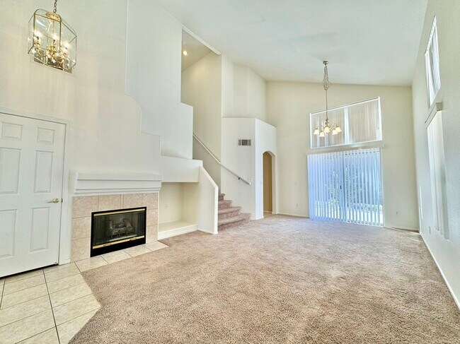 Foto del edificio - 921 Siena Hills Ln