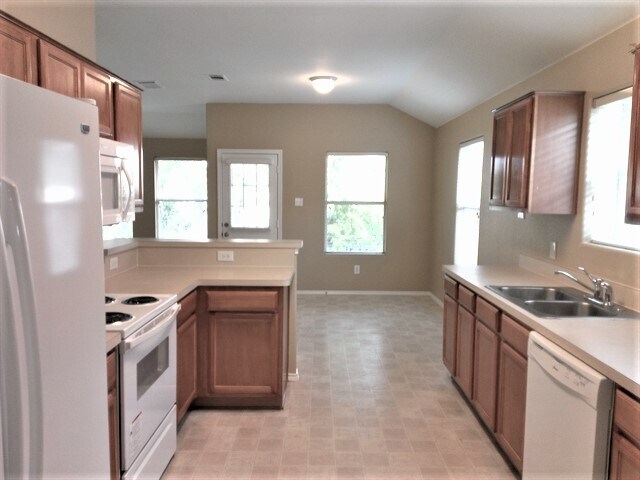 Building Photo - 8014 Arkan Parkway