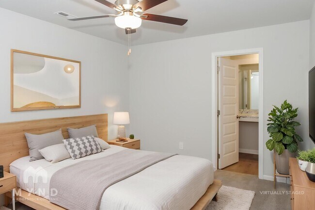 Foto del edificio - 161 Olde Hearth Rd