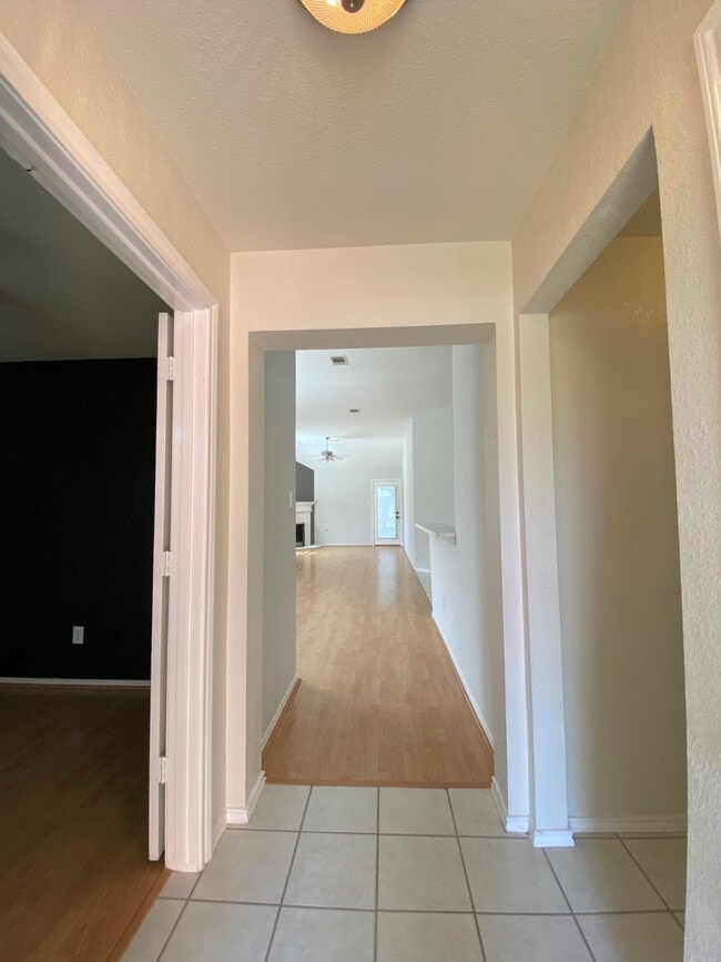 Building Photo - 5739 Rose Rock Canyon Dr