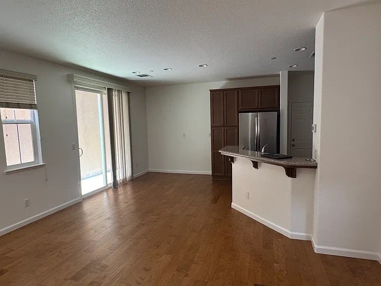 Building Photo - 2727 Blakely Ln