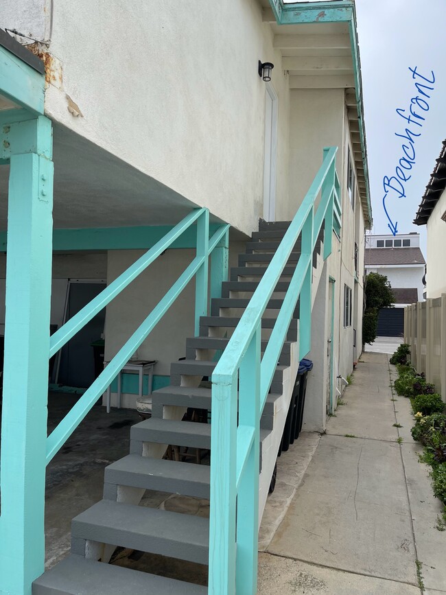 Building Photo - 5312 Seashore Dr