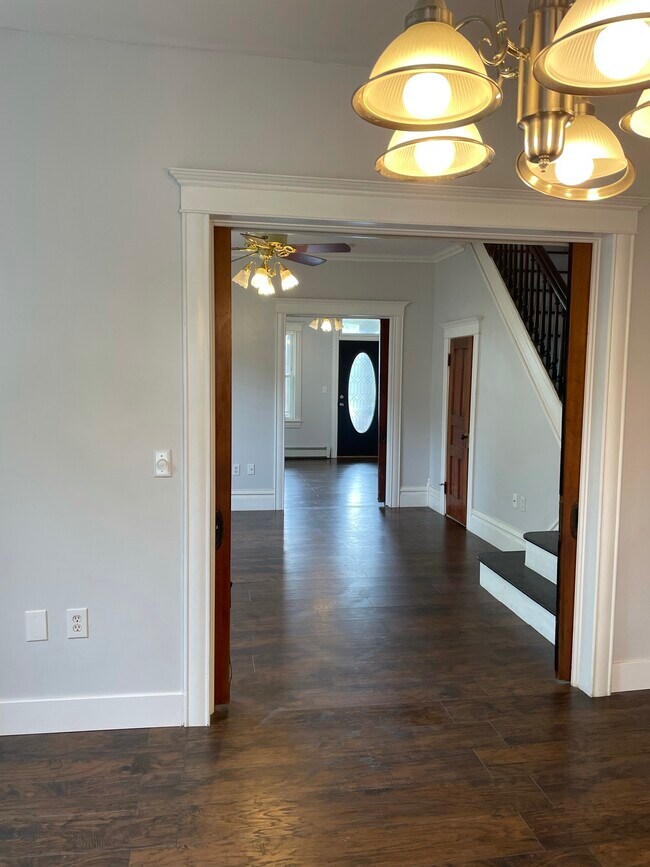 Foto del edificio - 3933 E Grant St