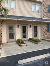 Building Photo - 205 Double Eagle Dr