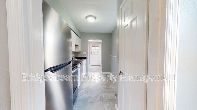 Photo - 108 Bellaire Ave House