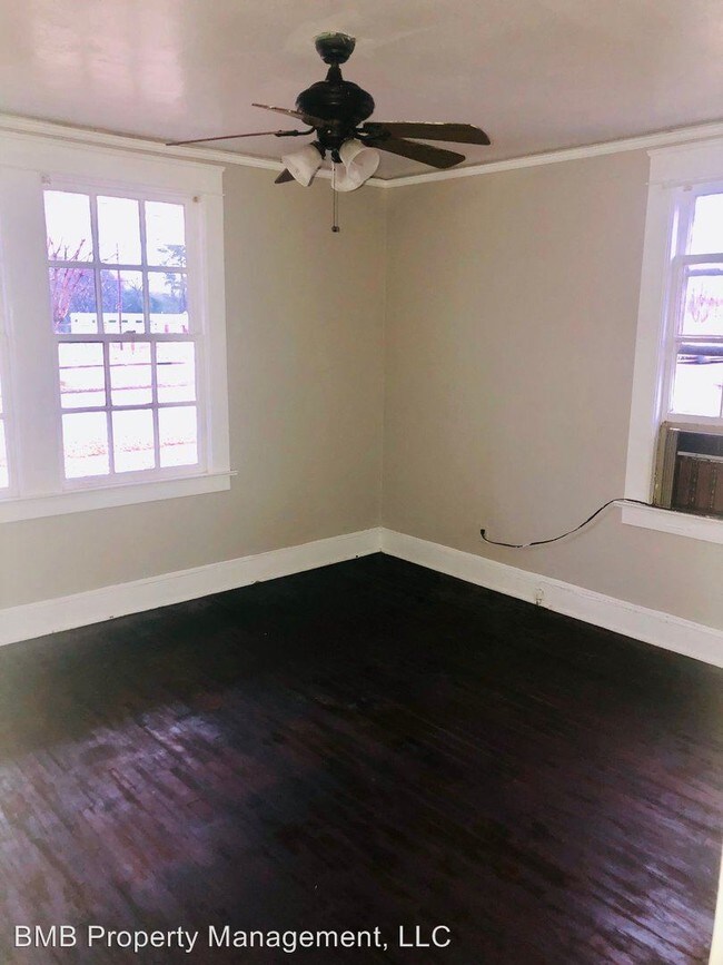 Foto del edificio - 2 br, 1 bath House - 305 Federal Drive