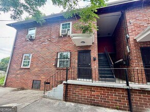 Building Photo - 1048 Washington St SW