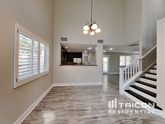 Building Photo - 10324 Faustine Avenue Las Vegas NV
