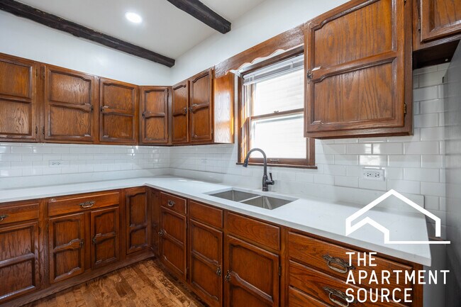 Foto del edificio - 5311 W Berenice Ave