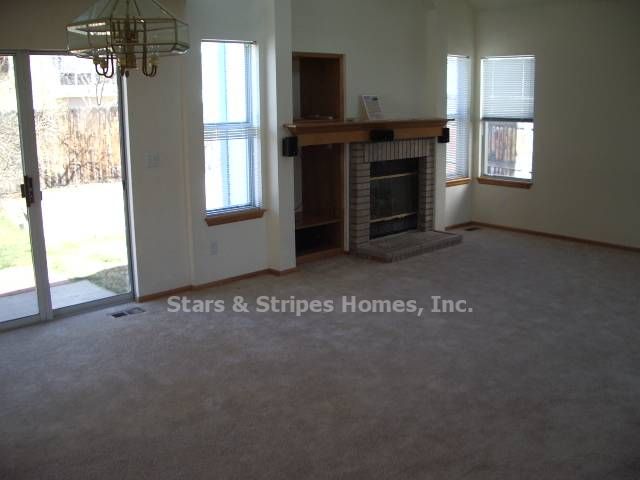 Building Photo - 10219 Garrison St