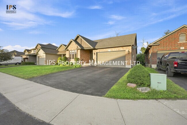 Building Photo - 51 Hanover Ct