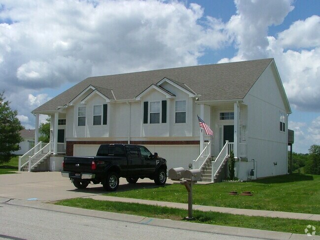 Building Photo - 3120 Eagle Ridge Dr