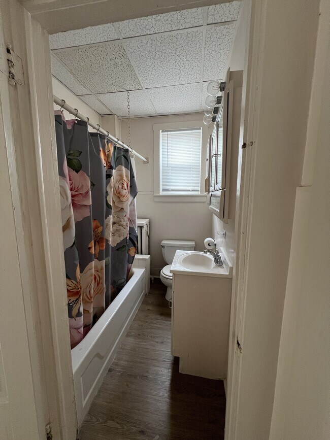 Foto del edificio - 206 N Jefferson St