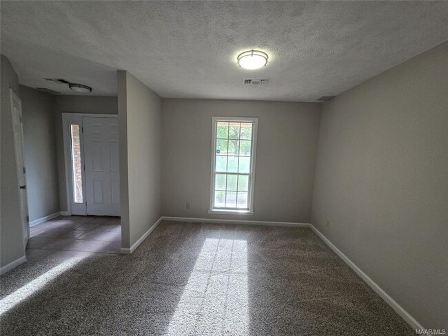 Building Photo - 1413 Co Rd 43