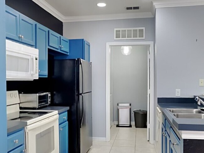 Foto del edificio - 2550 Grand Central Pkwy