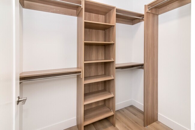 Foto del edificio - The Brady