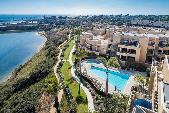 Building Photo - 817 Kalpati Cir