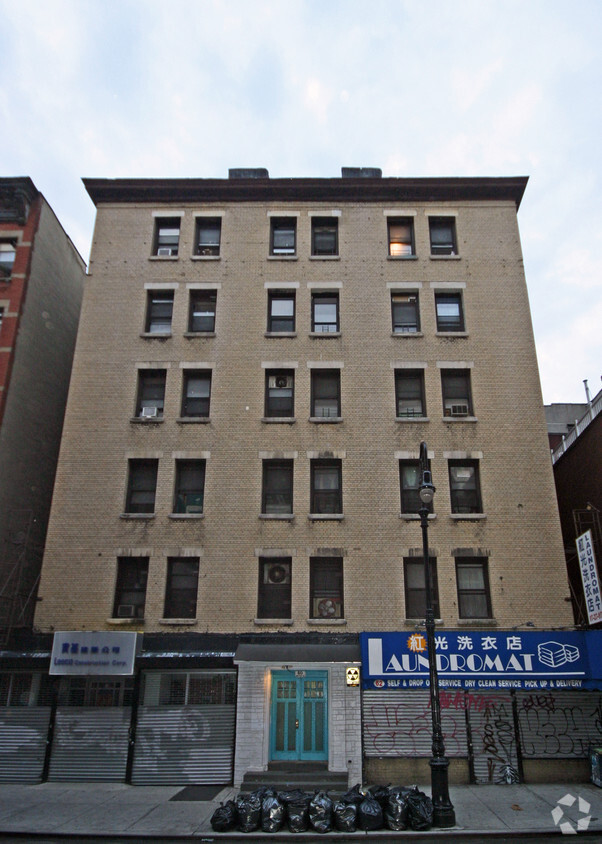 Foto del edificio - 58-62 Hester St