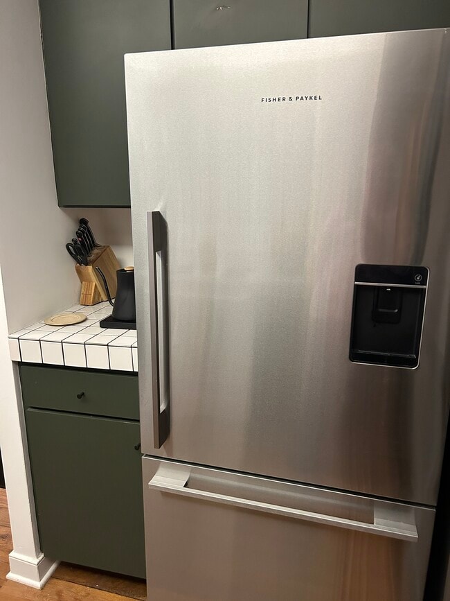 Building Photo - 631 D St NW