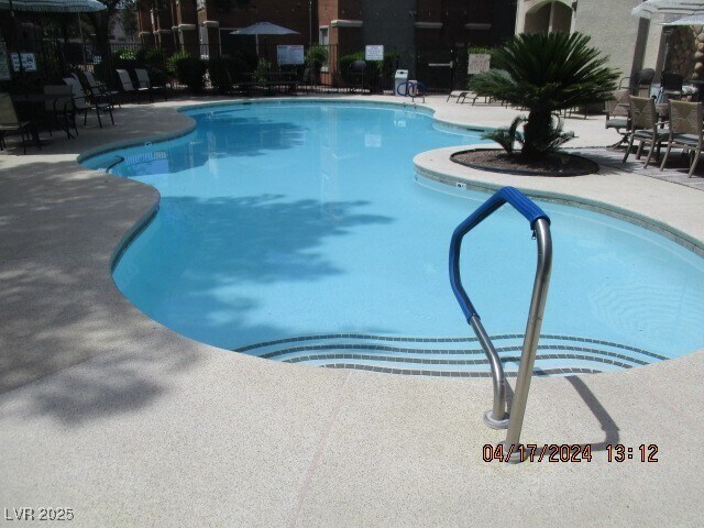 Foto del edificio - 555 E Silverado Ranch Blvd