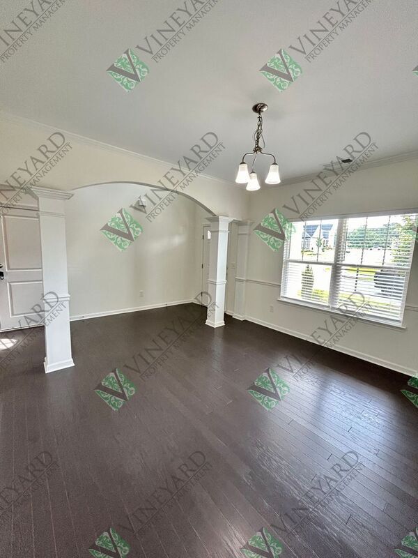 Foto del edificio - 4510 Sandy Creek Dr