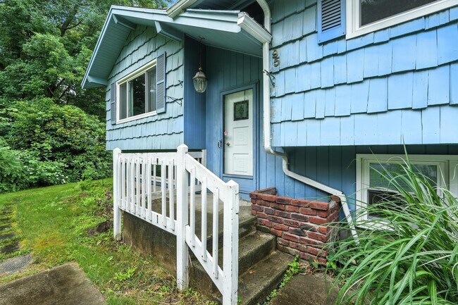 Foto del edificio - 95 Browns Bridge Rd